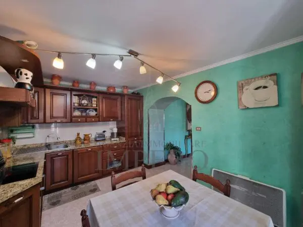 Quadrilocale via Giuseppe Garibaldi 26, Ventimiglia