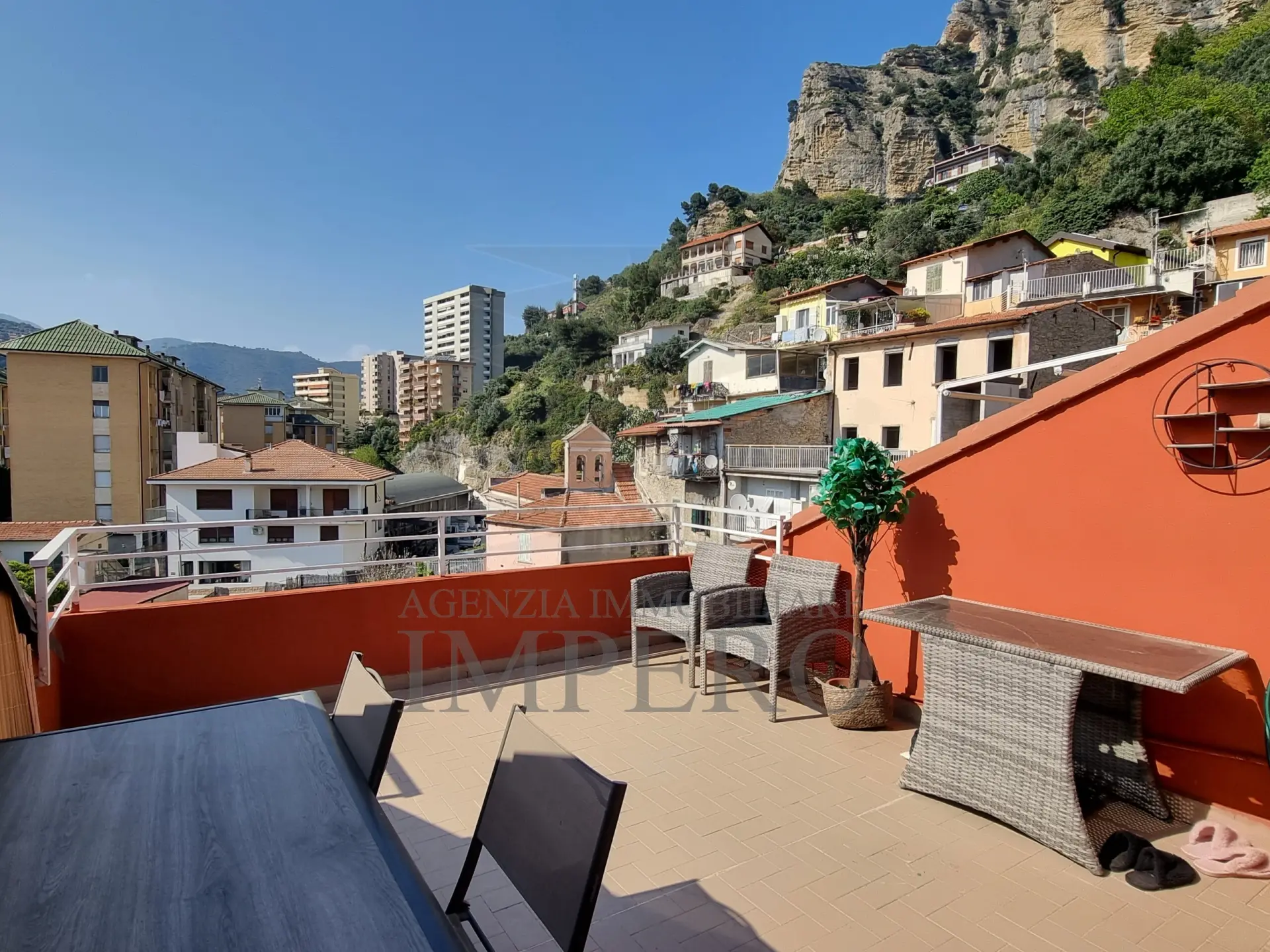 Immagine per Trilocale in vendita a Ventimiglia corso Limone Piemonte 112