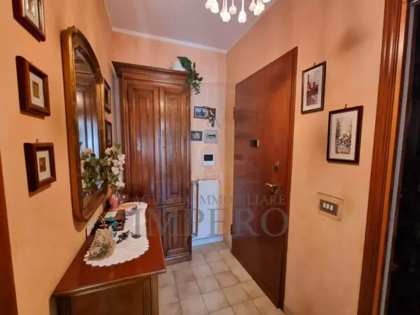 Appartamento via Garibbe 5, Vallecrosia