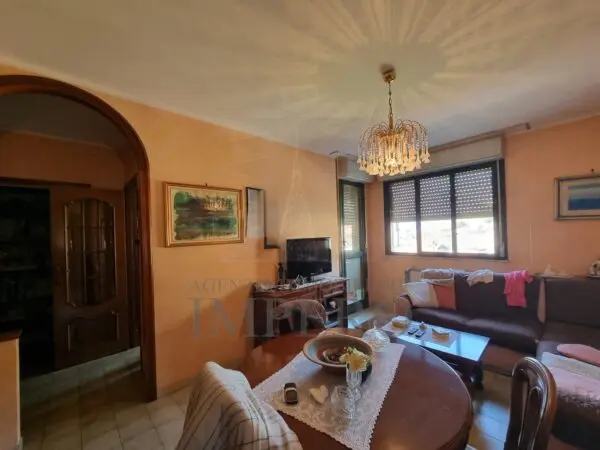 Appartamento via Garibbe 5, Vallecrosia