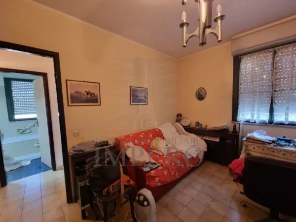 Appartamento via Garibbe 5, Vallecrosia