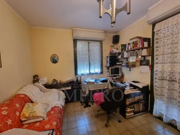 Appartamento via Garibbe 5, Vallecrosia
