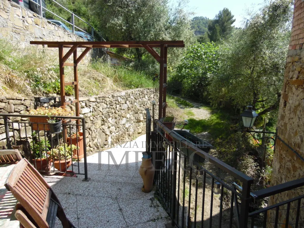 Immagine per Porzione di casa in vendita a Camporosso via Frazione Brunetti 17
