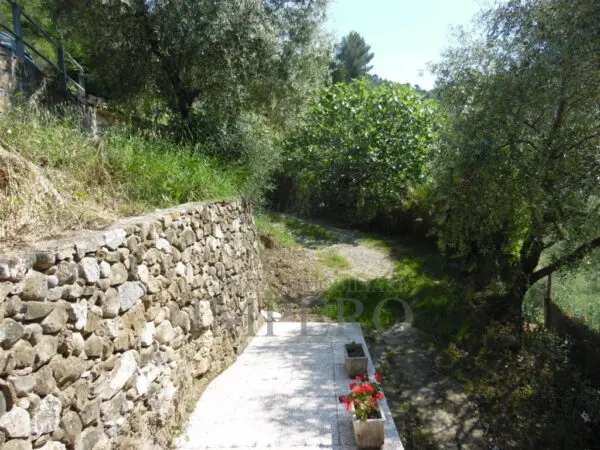 Porzione Di Casa via Frazione Brunetti 17, Camporosso