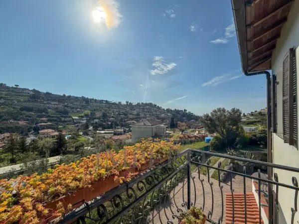 Villa via Alba 45, Bordighera