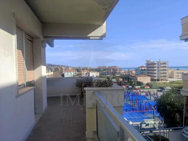 Trilocale via Cornelio Tacito 18, Ventimiglia