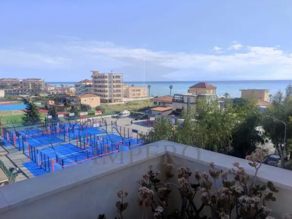 Trilocale via Cornelio Tacito 18, Ventimiglia