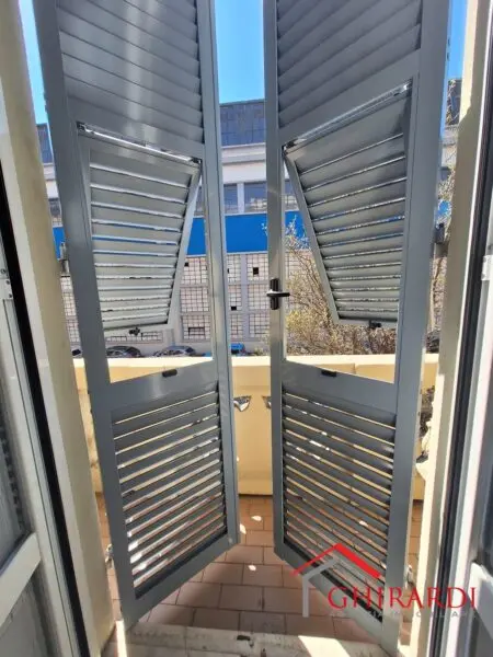 Quadrilocale via Merano 31, Sestri Ponente, Genova