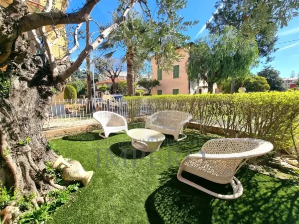 Appartamento via Gerolamo Rossi 15, Bordighera