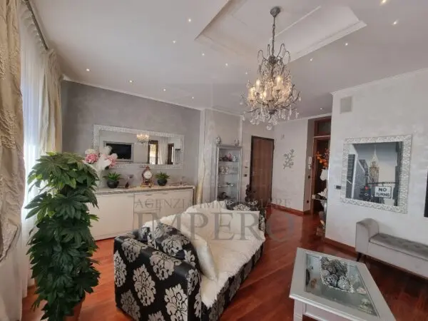 Appartamento via Gerolamo Rossi 15, Bordighera