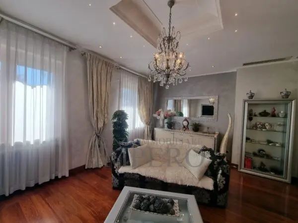 Appartamento via Gerolamo Rossi 15, Bordighera