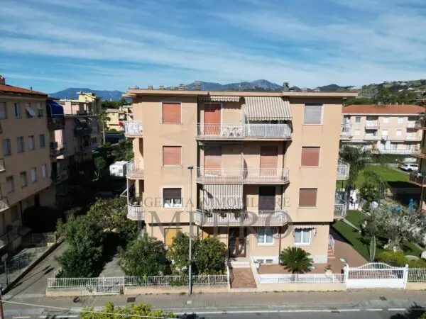 Appartamento via Gerolamo Rossi 15, Bordighera