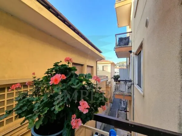 Bilocale via Colonnello Aprosio 486, Vallecrosia