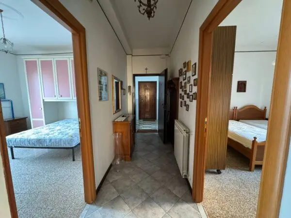 Trilocale corso Degli Inglesi 590, Sanremo