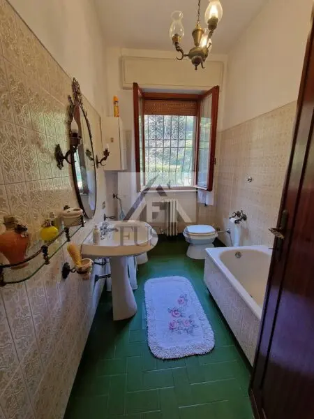 Villa via Di Balbano, Lucca