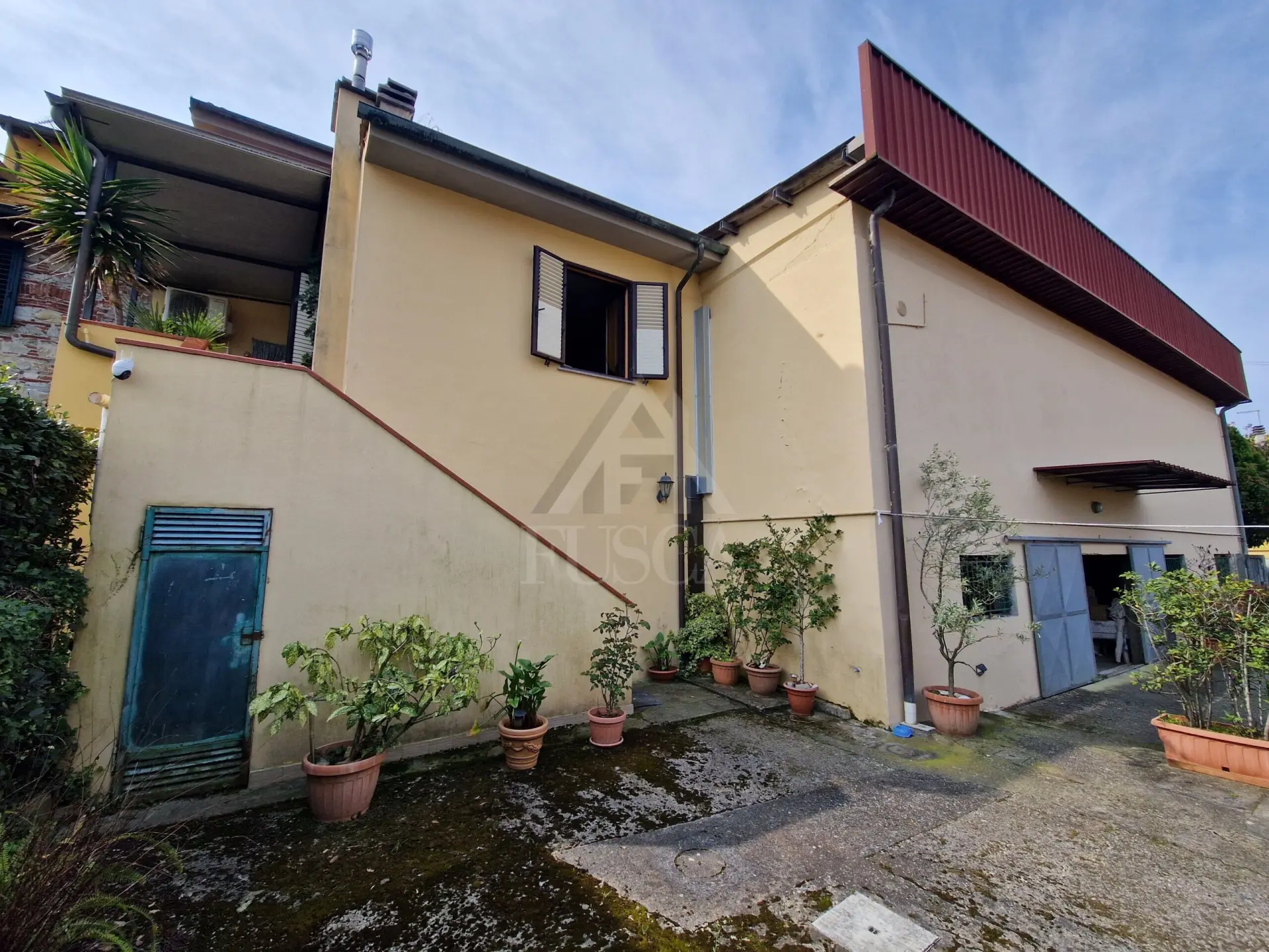 Immagine per Quadrilocale in vendita a Lucca via Delle Gavine 531