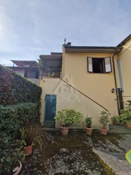 Quadrilocale via Delle Gavine 531, San Macario, Lucca