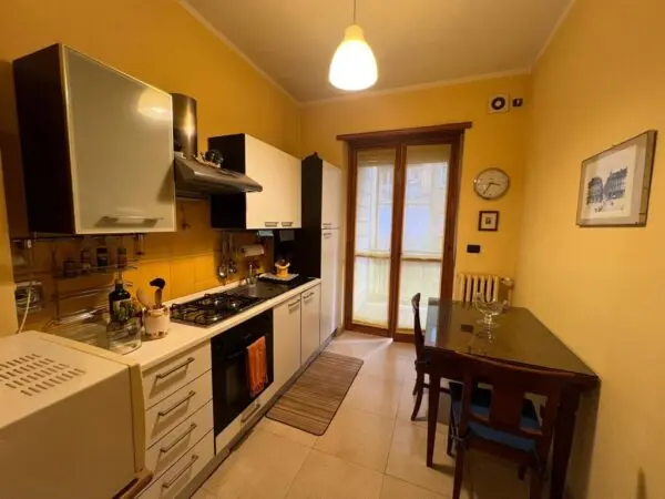 Appartamento via Bene Vagienna, Torino