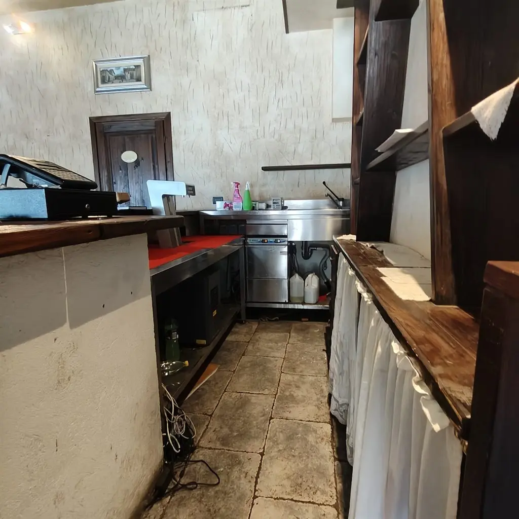 Immagine per Negozio in vendita a Sestriere via monterotta 6