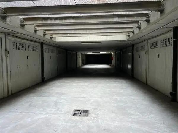 Box via Modane, Torino