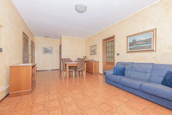 Appartamento via Cavour 0, Alpignano