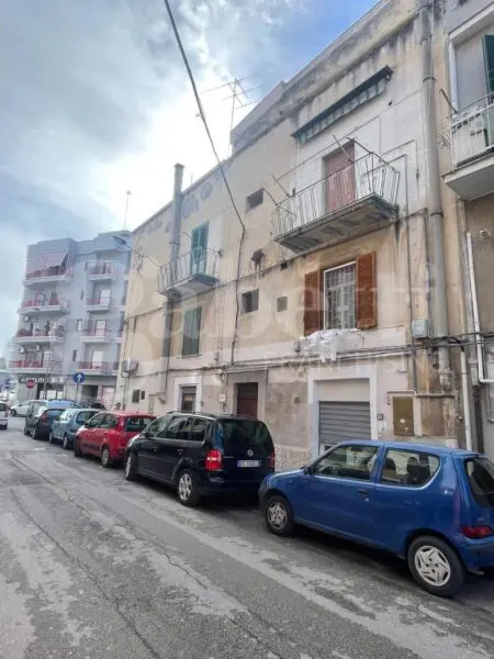Appartamento via Timavo, Barletta
