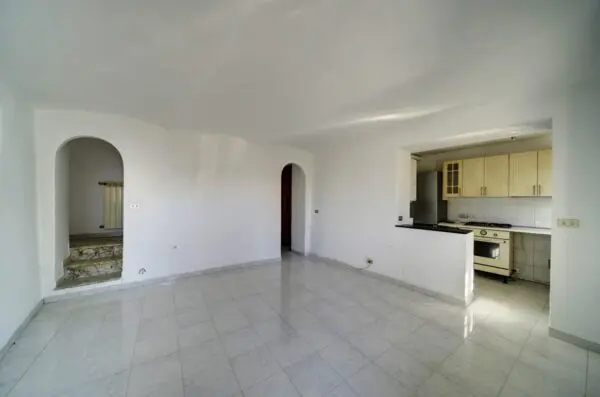 Casa Indipendente strada Funicolare 5, Torino