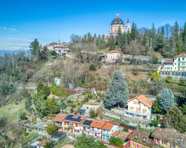 Casa Indipendente strada Funicolare 5, Torino