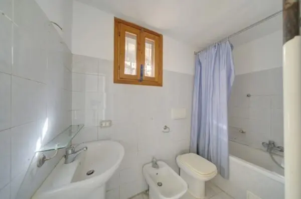 Casa Indipendente strada Funicolare 5, Torino