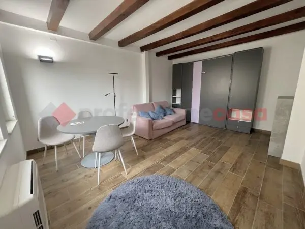 Appartamento via Fenilon 95, Verona