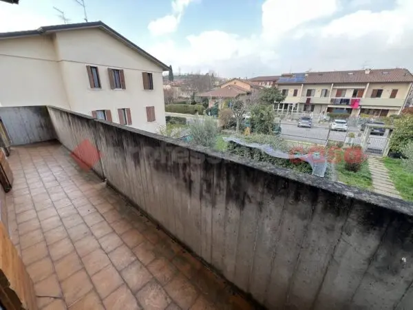 Appartamento via Loira 5b, San Pietro In Cariano
