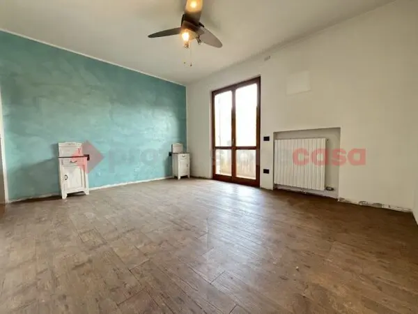Appartamento via Loira 5b, San Pietro In Cariano