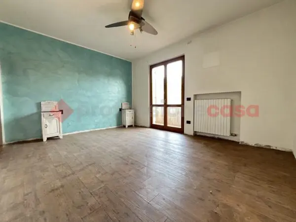 Appartamento via Loira 5b, San Pietro In Cariano