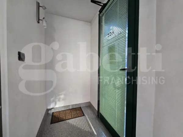 Negozio via Trieste 16 b, Rivoli