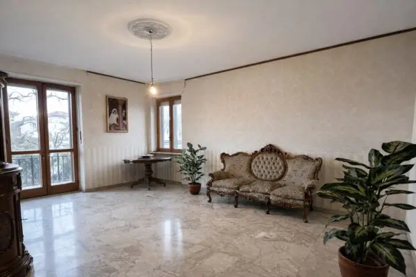 Appartamento via Valdellatorre, Pianezza