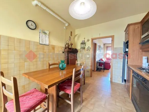 Appartamento via Buonconte Da Montefeltro, Arezzo
