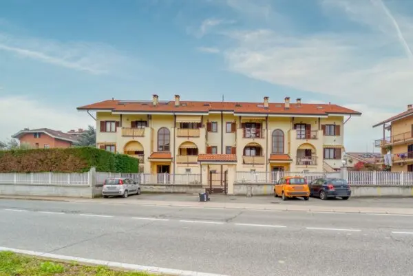Appartamento via Borgaro 52, Mappano