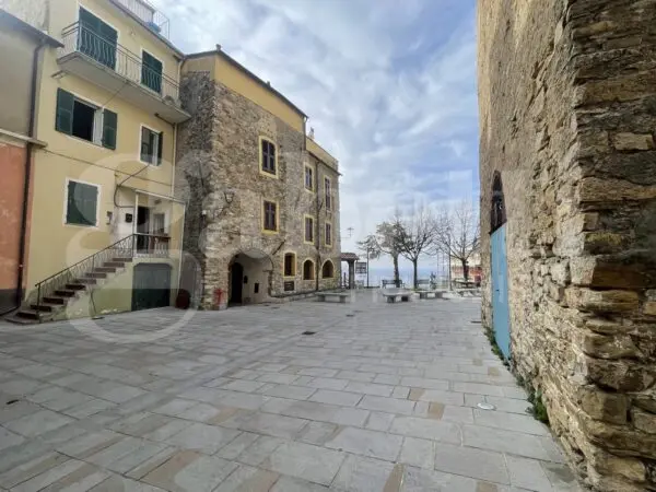 Terratetto piazza Vittorio Emanuele 5, Costarainera