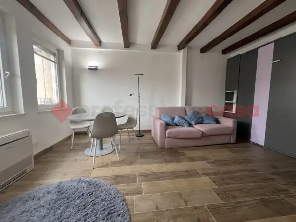 Appartamento via Fenilon 95, Verona