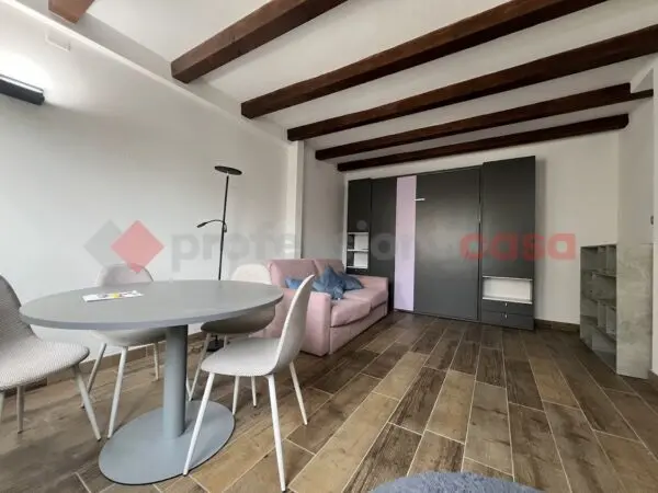Appartamento via Fenilon 95, Verona