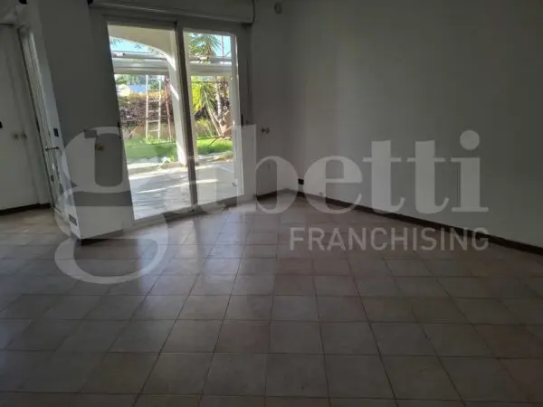 Appartamento strada Solaro 58, Sanremo