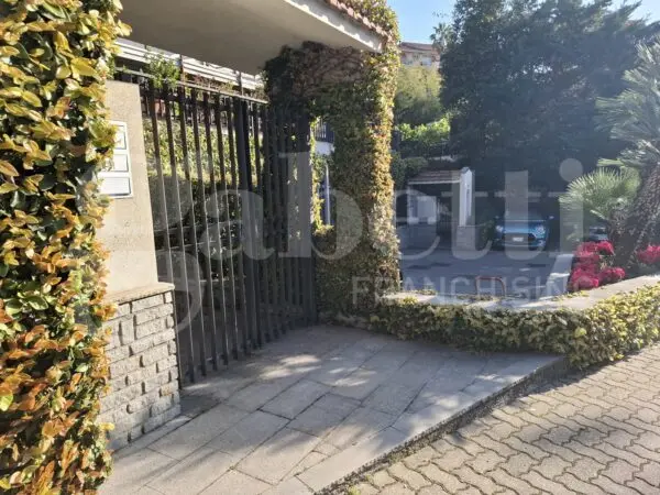 Appartamento strada Solaro 58, Sanremo