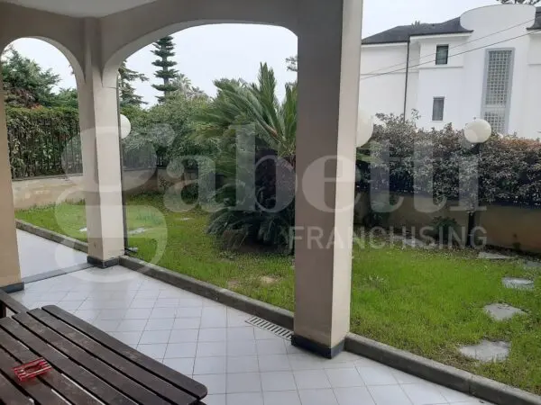 Appartamento strada Solaro 58, Sanremo