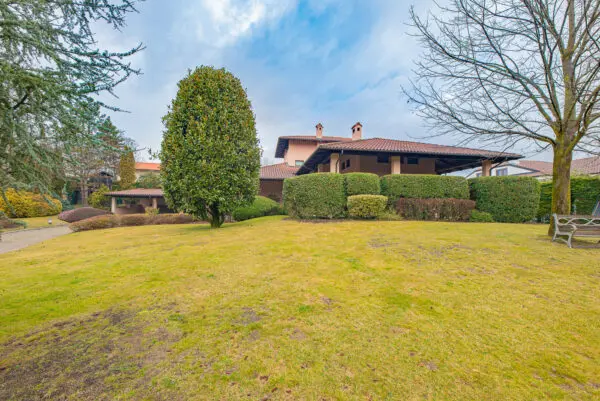 Villa via Monte Cuneo, Avigliana
