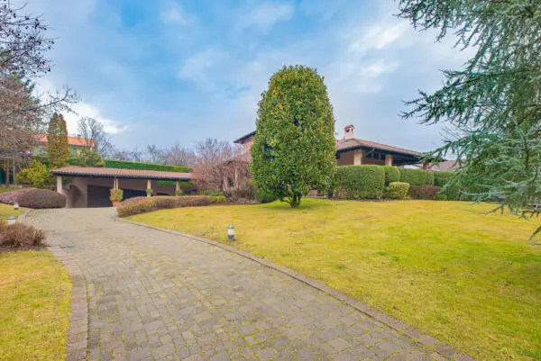 Villa via Monte Cuneo, Avigliana