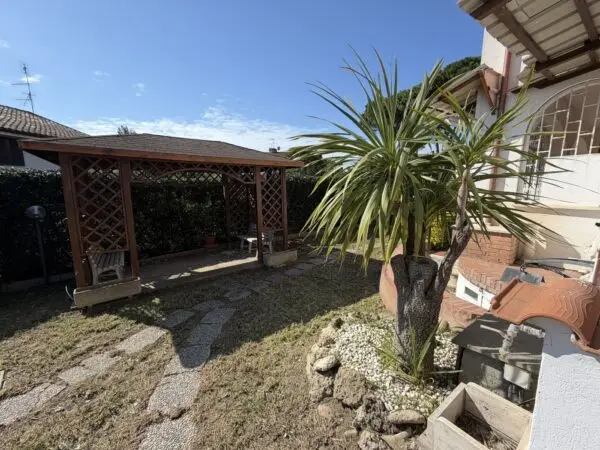Appartamento via Elio Lucci 26, Cerveteri