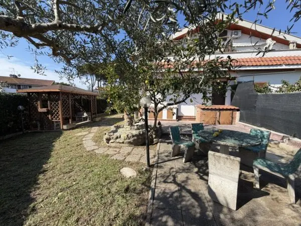 Appartamento via Elio Lucci 26, Cerveteri