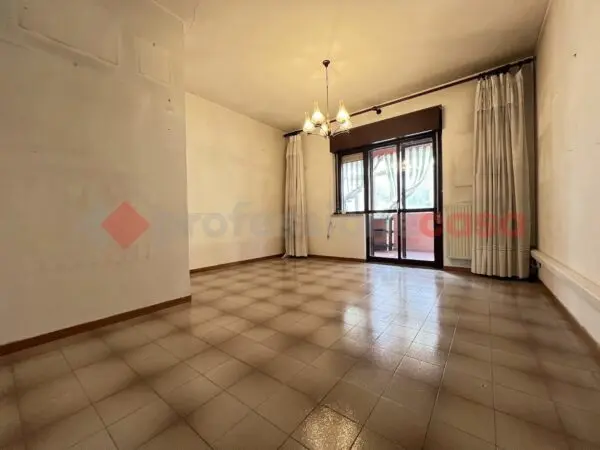 Appartamento via Zancle 39, Verona