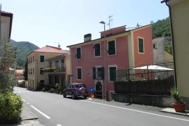 Immagine per Appartamento in asta a Borzonasca via Vittorio Veneto 22