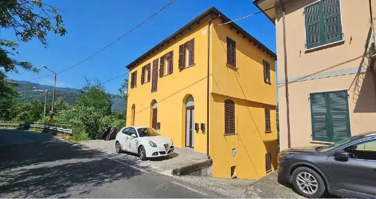 Immagine per Villa Bifamiliare in asta a Follo via Aldo Moro 22